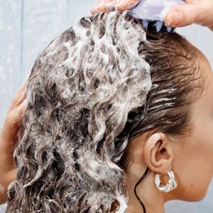 بهترین شامپو حجم دهنده موهای چرب